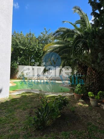  Villa S+6 avec jardin & piscine à La Marsa