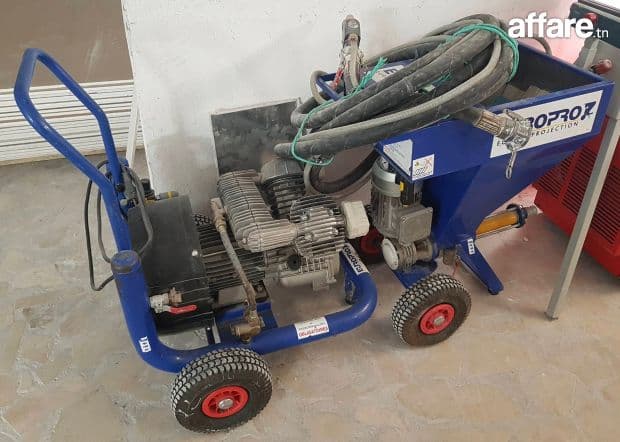 Machine à projection d'intérieur enduit lisse et décoré 0021