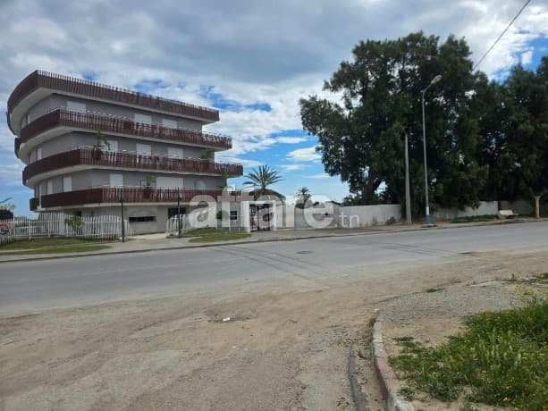 Terrain 482 m2 sur la route touristique à Chatt-Mariem 