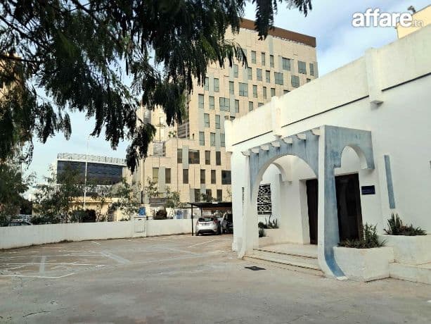 Siège administratif indépendant au Centre urbain Nord