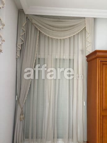 Rideaux avec tringles 