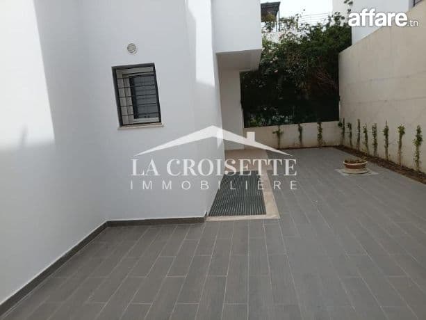 Appartement s2 avec terrasse à La Marsa MAL2157