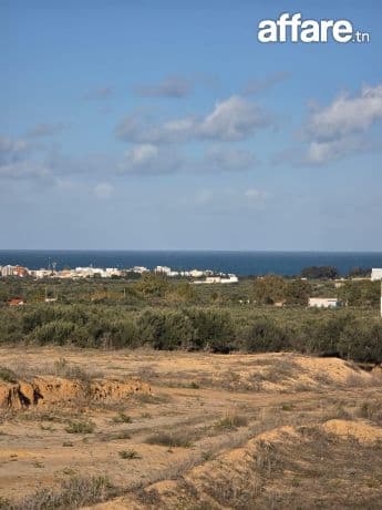 Terrain Collectif avec vue mer En Vente à Chott Mariem