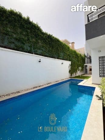 Location Estivale : Villa S+4 Avec Piscine à Hammamet Nord 