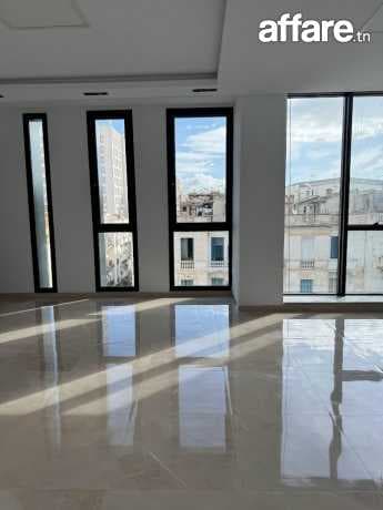 Immeuble bureautique neuf au centre de tunis