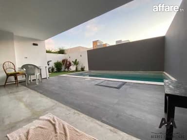 A louer Villa S+3 avec piscine à Mrezga, Nabeul