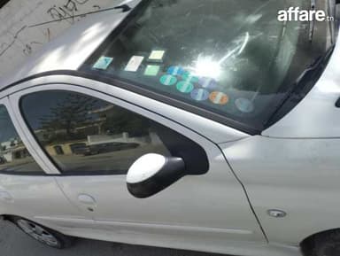 À VENDRE : Peugeot 206+ – 5 CV – Année fin 2012
