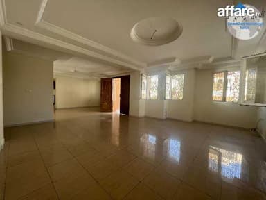 A louer etage de villa au RDC à Khzema 