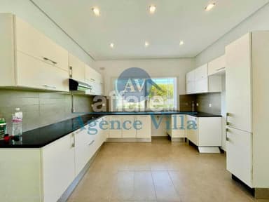 A louer une villa à la marsa 