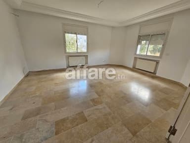 📍 JARDINS D’EL MENZAH 2 :  ETAGE DE VILLA S4 A LOUER 