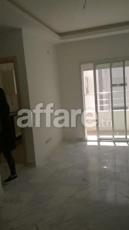 joli appartement semi meublée a el menzah 9c