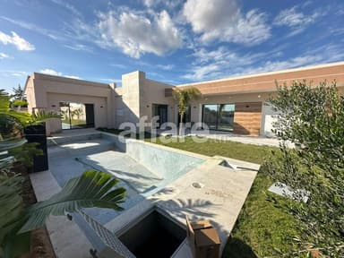 Une coquette villa de plain-pied avec piscine