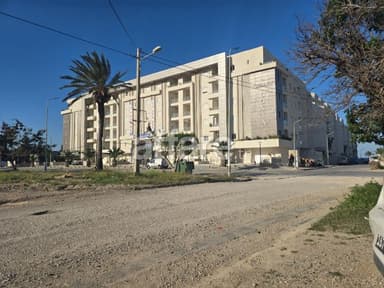 Avendre 4 terrain À chatt mariem rue touristique