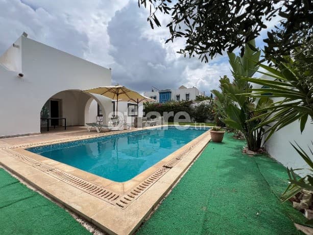 Villa s+3 pour vacance a Hammamet