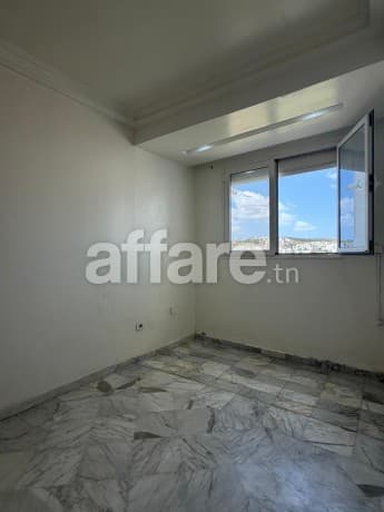  Appartement s+1 à vendre à Enaaser