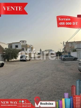 Terrain Fait l'angle à Bouhsina, dans un Quartier Résidentie
