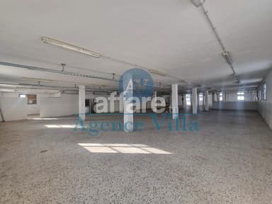 Local industriel ou commercial 