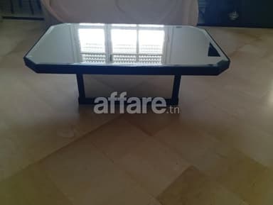 Table basse en bois avec miroir