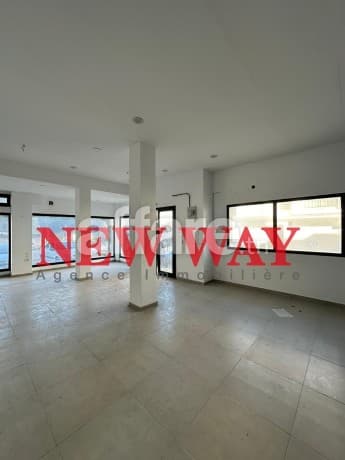 Local Commercial Mur, Fait le Coin à khezema