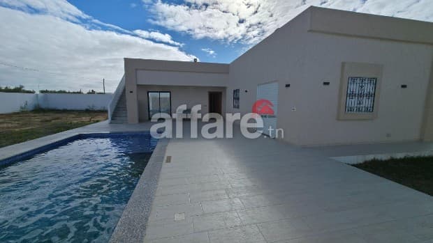 Villa avec piscine à louer à l’année à Sidi Jmour Djerba