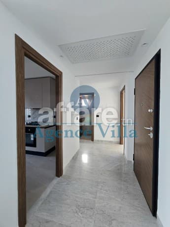 Appartement S+2 jamais habité aux Jardins de Carthage