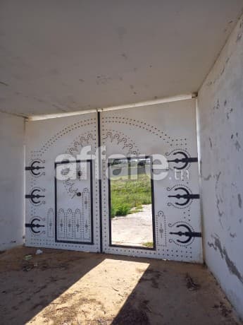 Terrain clôturé de 8200m² a vendre à HAMMAMET 