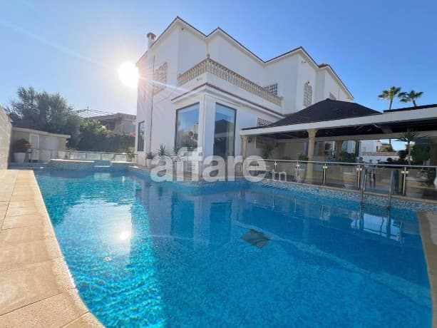 Villa Individuelle Avec Piscine En Vente à Kantaoui, Sousse