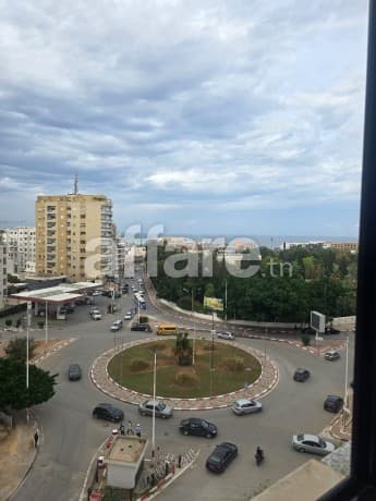 Appartement S+2 de 112m² avec place de parking privé au sous