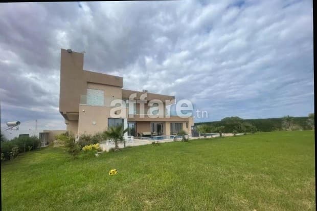 Manifique villa picine à RMILA pré mall sousse