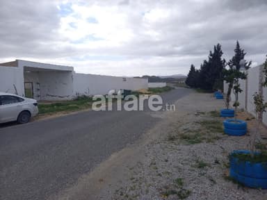 A vendre terrain entièrement clôturé de 8200m² à HAMMAMET 