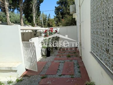 Rez-de-chaussée de villa s2 meublé à Carthage MRCL0350