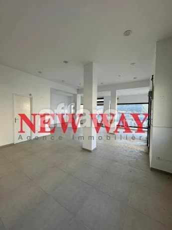 Local Commercial Mur Fait le Coin à khezema