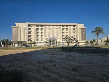 A vendre 4 terrain À chatt mariem rue touristique