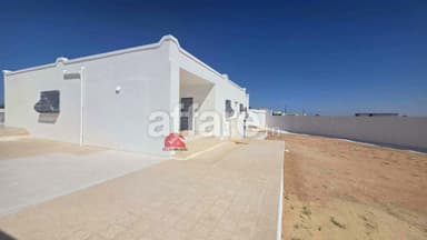 Maison avec terrain à vendre à Houmt Souk Djerba – ZA