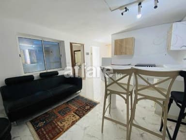 joli studio meublée 