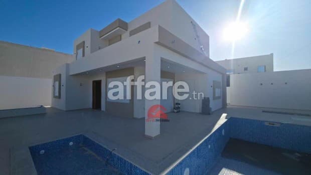 Villa Haut Standing à Vendre à Houmt Souk Djerba - ZU