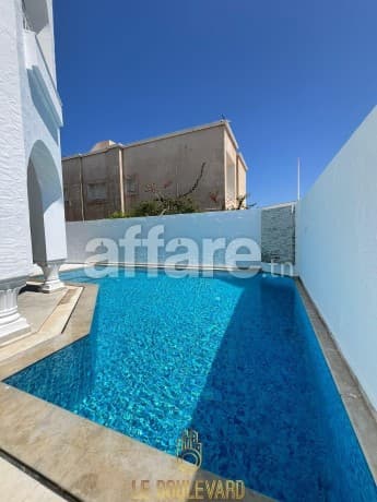 Villa S+4 Haut Standing Avec Piscine à Jinene Benikhiar