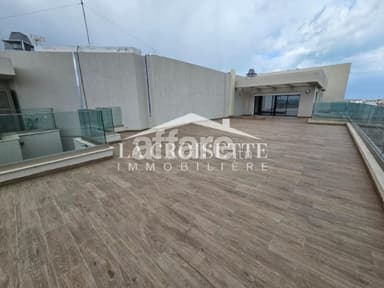 Penthouse s3 avec terrasse aux Jardins de Carthage MPL0598