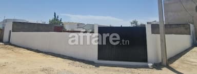 Terrain qui fait le coin avec une très bonne orientation