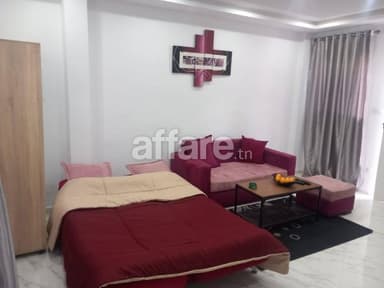 joli studio meublée