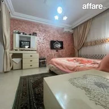 Appartement s+4 a ezzahra
