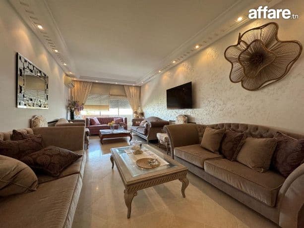 A Vendre Appartement S+3 à Jardin d'el Menzah 