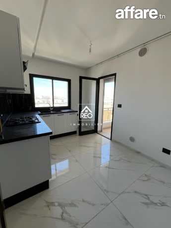 À LOUER : Un appartement S+2 situé à Cité Wahat