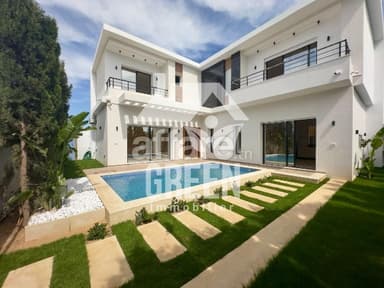VILLA HOUSTON