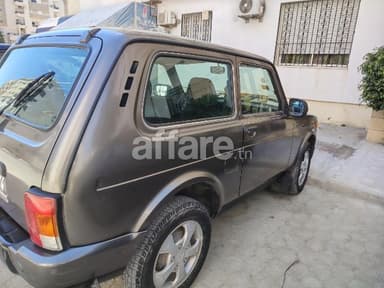 Lada niva 4 4