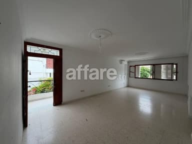 ENNASR 1 ETAGE DE VILLA S+4 A LOUER