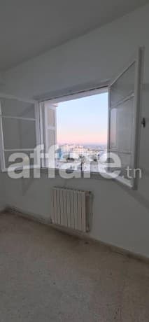 Appartement S+3 à Manar 1