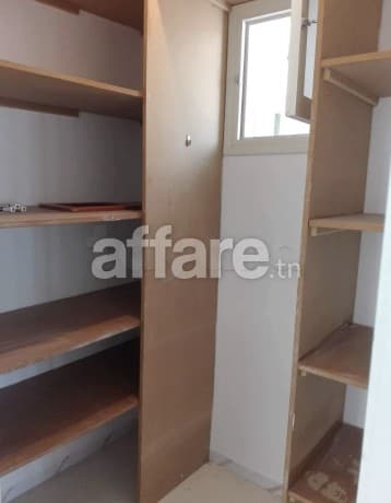 Appartement S+2 Spacieux à Cité El Ghazella