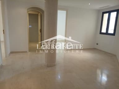 Bureau H+3 au Lac 1 MBL0593