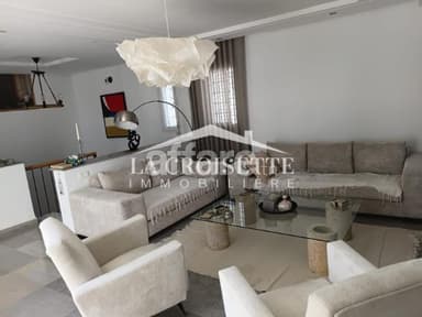Etage de villa s2 meublé à La Soukra MEL0595